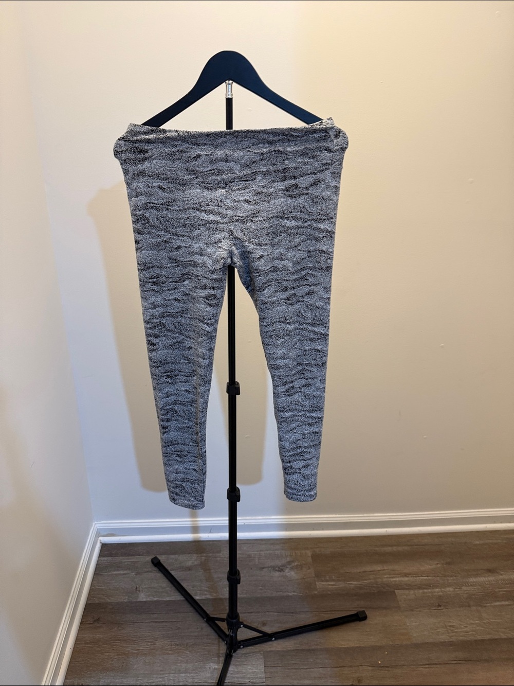 Kyodan Black and White Marled Active Leggings